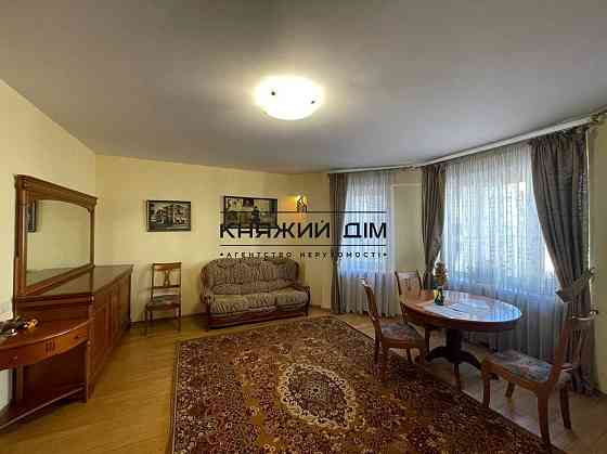 Продаж Квартира 3-кімнатна, 8/14 поверх на Никольско-Слободская ул. Kiev