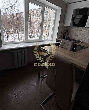 Продаж Квартира 2-кімнатна на Героев Севастополя ул., 8 Київ