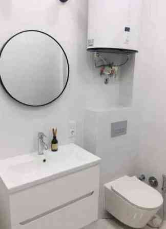 Оренда Квартира 1-кімнатна, 16/24 поверх на Центральная ул., 15 Kiev