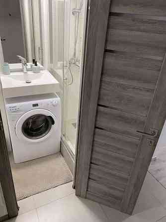 Оренда Квартира 1-кімнатна, 1/5 поверх на ул. Даниила Щербаковского Киев