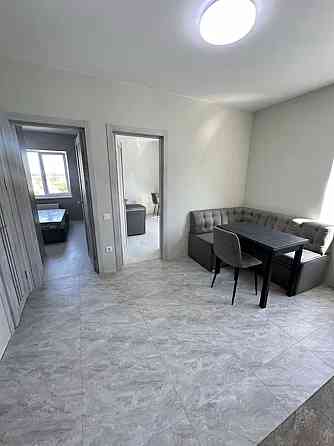 Продаж Квартира 2-кімнатна, 5/5 поверх на Теплична вул., 54 