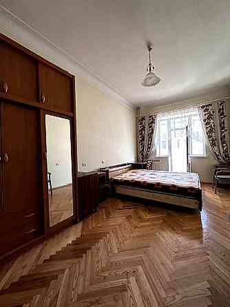 Продаж Квартира 2-кімнатна, 3/5 поверх на Ковніра Степана вул., д. 3 Kiev