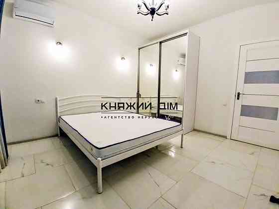 Оренда Квартира 1-кімнатна, 19/26 поверх на Каменская ул. Київ