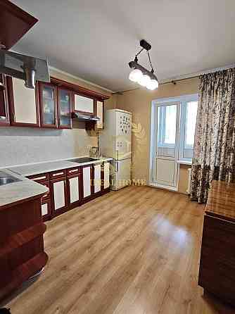 Продаж Квартира 2-кімнатна, 16/19 поверх на Драгоманова ул., 1Г Kiev