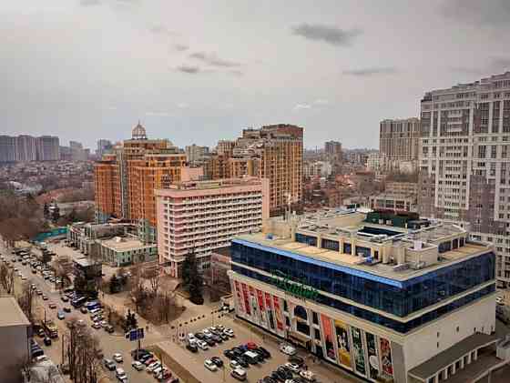 Продаж Квартира 2-кімнатна, 17/25 поверх на Генуэзская ул., 3б Odessa