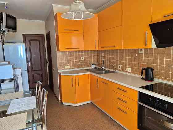 Оренда Квартира 2-кімнатна, 15/16 поверх на улица Вишняковская, д.3 Киев