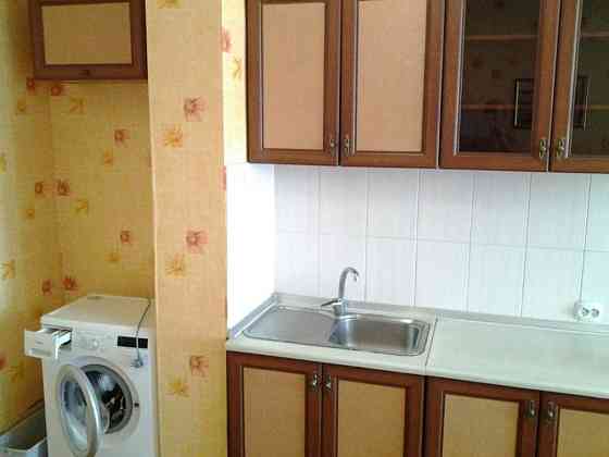 Оренда Квартира 2-кімнатна, 11/22 поверх на ул. Михаила Драгоманова, 6а Киев