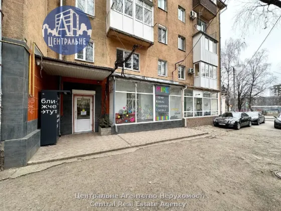 Здається Приміщення в житловому будинку площа 84 кв.м 1-й поверх Чернівці вул. Миколайчука 9 Чернівці