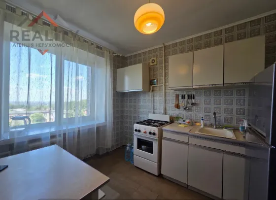 I will rent a two-room apartment in the area of I. Mazepy Avenue Dnipro