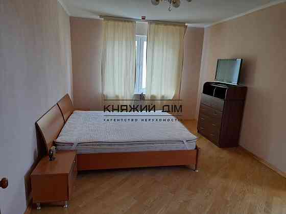 Оренда Квартира 2-кімнатна, 12/25 поверх на Урловская ул. Киев