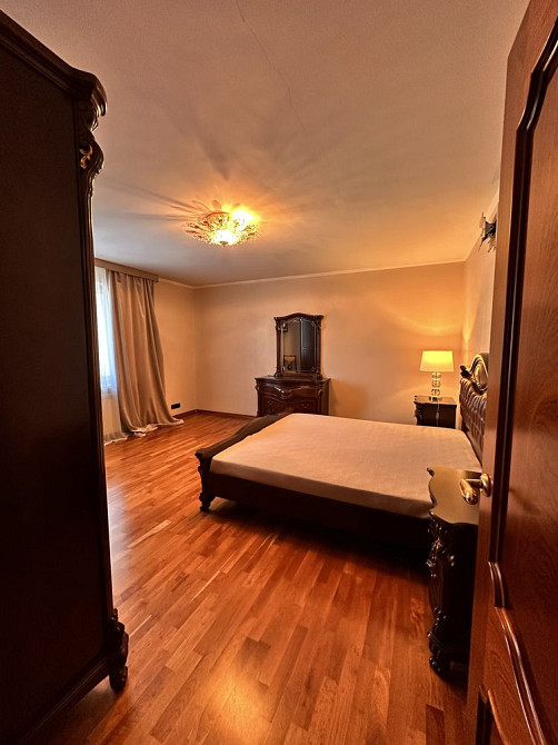 Продаж Квартира 2-кімнатна, 10/20 поверх на Дарницький вул., д. 8 Київ - фото 3