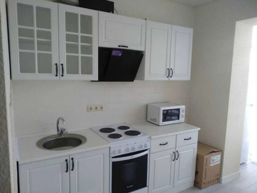 Продам однокомнатную квартиру с ремонтом!  - фото 1