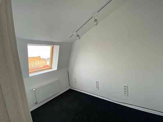 Оренда офісне приміщення на вул. Стефаника Василя приміщень - 3, поверх - 6/6 Львів