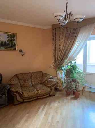 Оренда Квартира 2-кімнатна, 10/18 поверх на ул. Вячеслава Черновола Киев