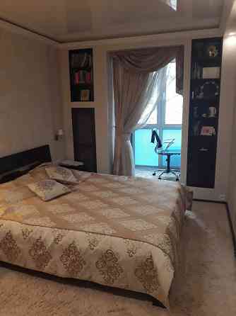 Продаж Квартира 3-кімнатна, 2/9 поверх на Макеевская вул., д. 7 Kiev