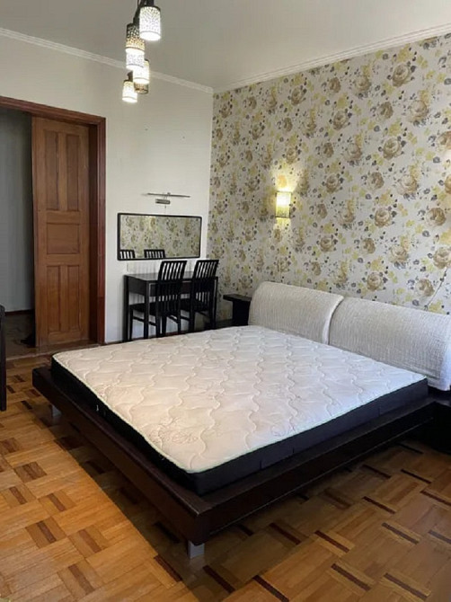 Продам 3-комнатную в центре, Пантелеймоновская / Привоз, 2/3 эт., окна во двор Одеса - фото 3