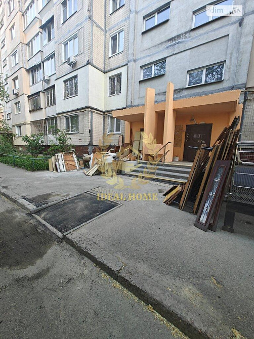 Продається 2-кімнатна квартира поблизу метро Дорогожичі Київ - фото 1