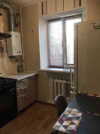 Оренда Квартира 2-кімнатна, 3/5 поверх на Янгеля, 2а Киев