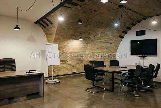 Оренда офісне приміщення на Рибальська вул., 22 поверх - 1/4 Київ