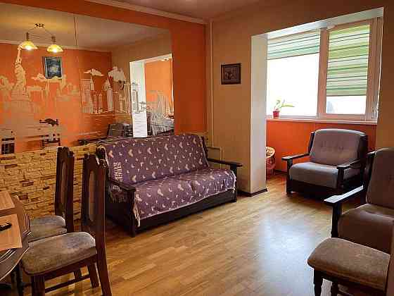 Продаж Квартира 4-кімнатна, 8/22 поверх на Червоної Калини вул., д. 5а Київ