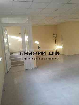 Продаж офісне приміщення на Феодосийская ул. поверх - 1/2 Київ