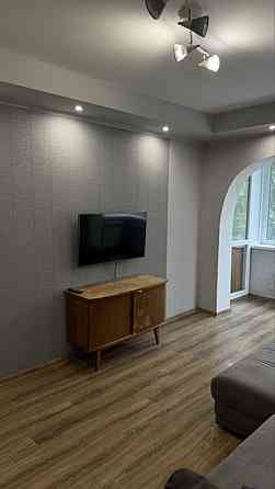 Оренда Квартира 2-кімнатна, 4/9 поверх на Ярмоли, 28/32 Киев