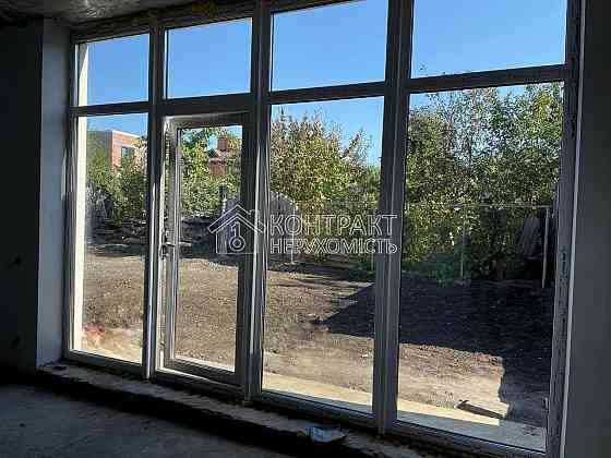 Продаж Будинок 5-кімнатний на вул. Алупкінська Kharkiv