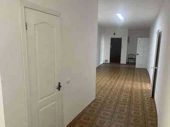 Продаж Квартира 3-кімнатна, 15/22 поверх на улица Днепровская Набережная, д.19 Киев