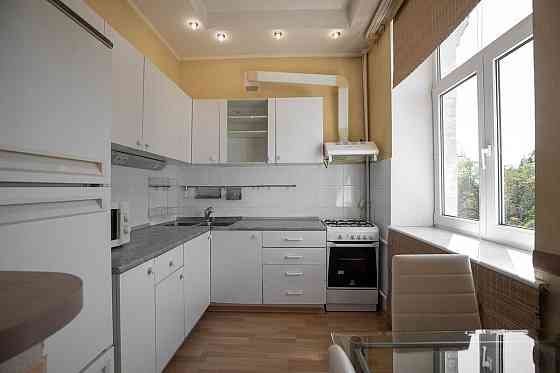 Оренда Квартира 2-кімнатна, 5/5 поверх на Лютеранська, 17 Київ