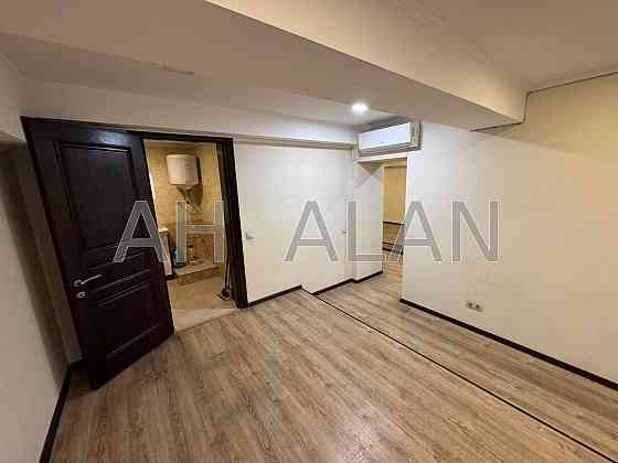 Продаж Будинок 4-кімнатний на Софіївська вул., 16/16 Kiev