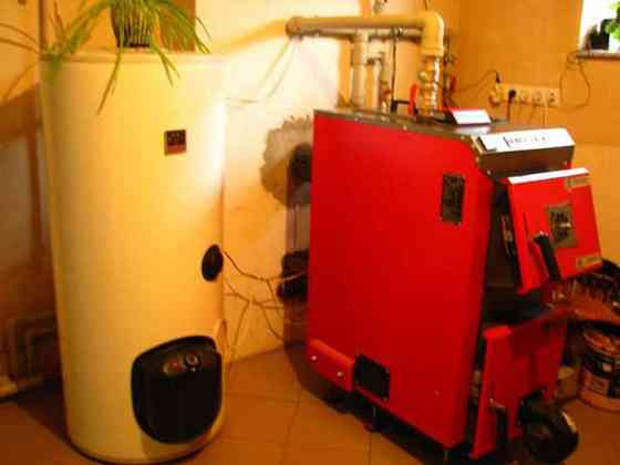 Продаж 3-поверховий Будинок з ділянкою 10 сот 198 кв.м  на Грушевского Бориспіль