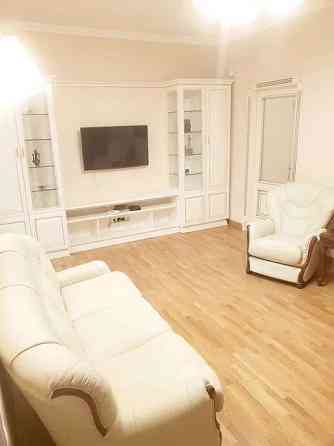 Оренда Квартира 2-кімнатна, 3/4 поверх на ул. Богдана Гаврилишина Киев