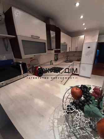 Оренда Квартира 3-кімнатна, 7/7 поверх на вул. Велика Васильківська Київ