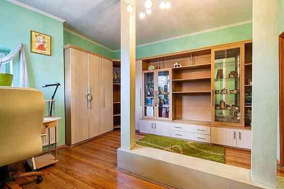 Продаж 3к Квартира 131 кв.м Гнатюка Володимира вул. L'viv