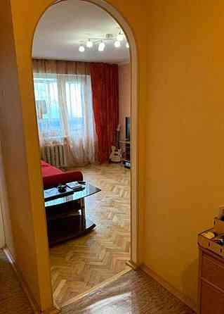 Оренда Квартира 1-кімнатна, 2/9 поверх на Райдужна, 2б Київ