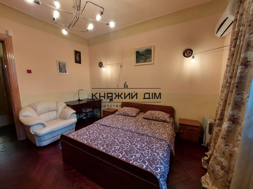 Оренда Квартира 2-кімнатна, 2/5 поверх на Кропивницкого ул. Kiev - photo 1