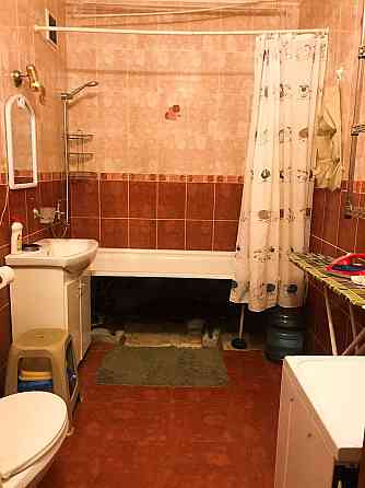 Оренда Квартира 2-кімнатна, 7/24 поверх на Саперно-Слобідська, 22 Kiev