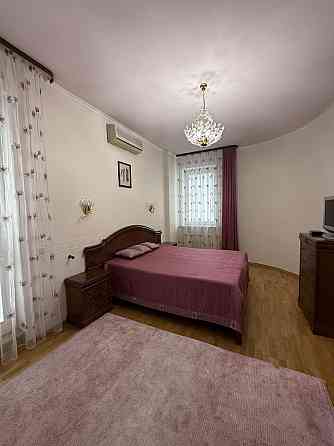 Продаж Квартира 3-кімнатна, 13/17 поверх на Єжи Ґедройця вул., д. 2 Киев