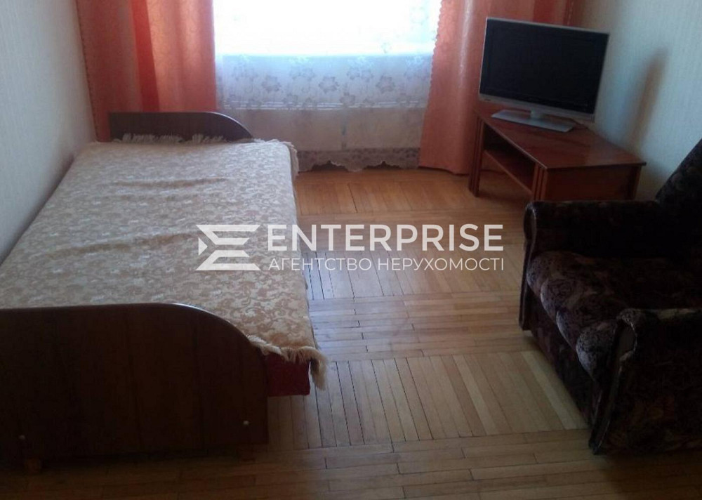 Продаж 3к Квартира 73 кв.м Калачевская вул. Киев - изображение 2