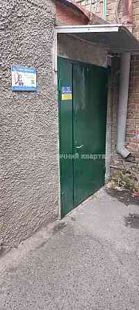 Оренда Будинок 15-кімнатний на Загорівська вул., 28 Київ