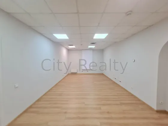 Сдаётся Офисные помещения площадь 654.56 кв.м  Киев Бульварно-Кудрявська 24 Киев