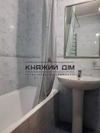 2-кімнатна квартира .М.Дарниця. Код об'єкта: 11136017. Киев