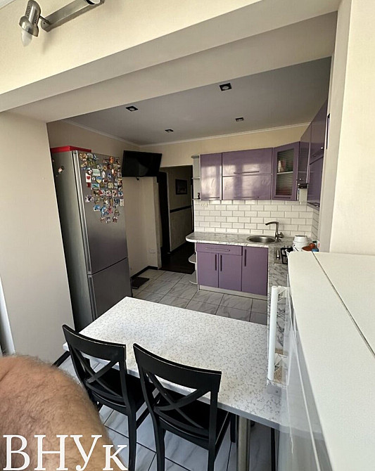 Продаж Квартира 4-кімнатна, 3/5 поверх на героїв майдану Чернівці - фото 4