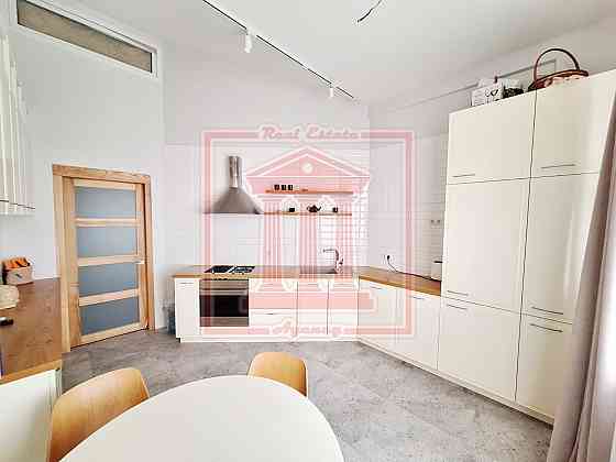 Продаж 2к Квартира 65 кв.м Метрологическая ул., 54-Б Київ