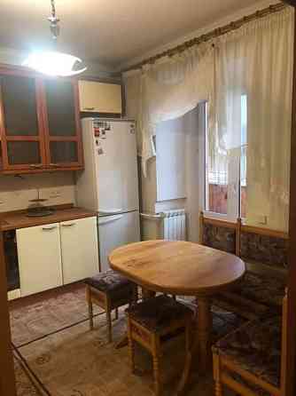 Оренда Квартира 3-кімнатна, 13/13 поверх на Кошица Александра ул., 7а Київ