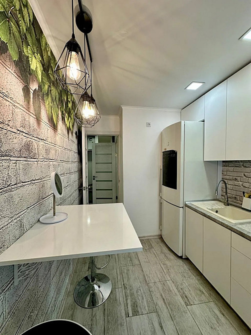 Продаж Квартира 3-кімнатна, 2/9 поверх на Малиновского Маршала ул., 12 Дніпро - фото 12