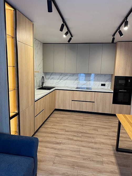 Продаж Квартира 2-кімнатна, 4/25 поверх на Некрасова вул., д. 10а Киев - изображение 1