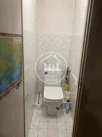 Продаж Квартира 3-кімнатна, 2/9 поверх на Околична вул., 18 Львів