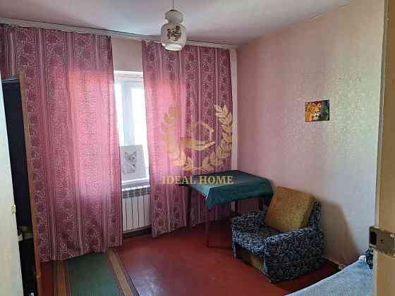 Продаж Квартира 2-кімнатна, 9/9 поверх на Западинская ул., 5А Kiev