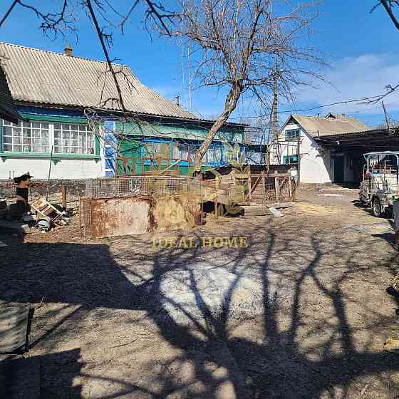 Продам будинок в с. Дрозди 